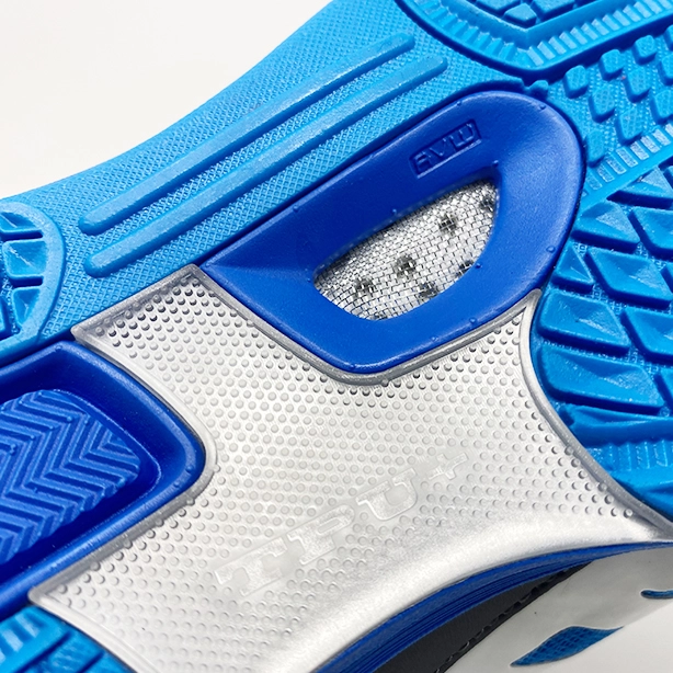 Cross-Step-white-blue-grey-Detail-TPU-AVW-614x614