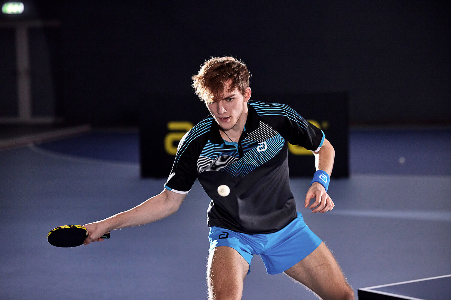 andro-shirt-Avos-grey-blue-300-021-022-unisex-2-action