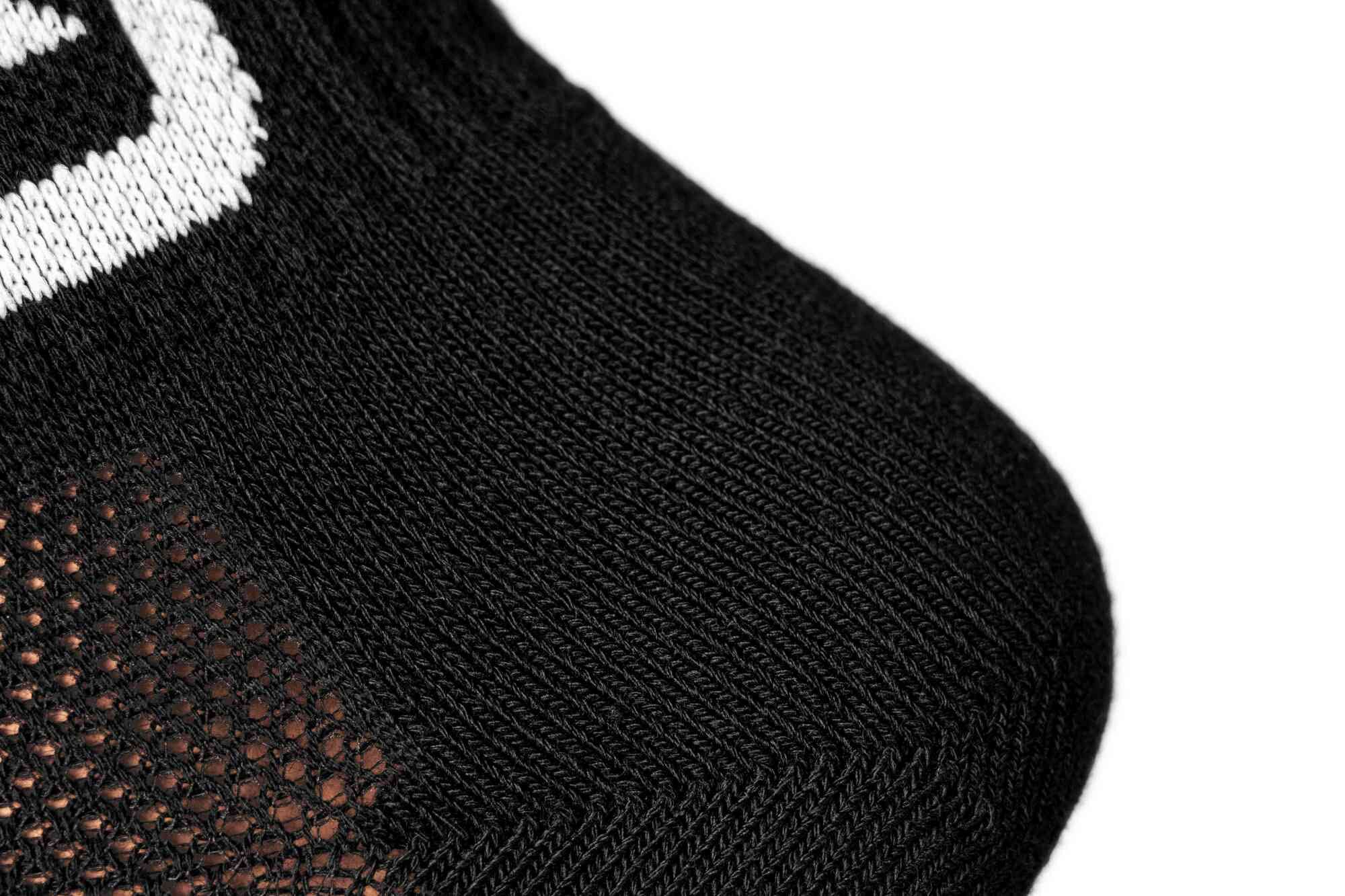 360-021-036-Sock-Alltime-black-white-detail-01-Web
